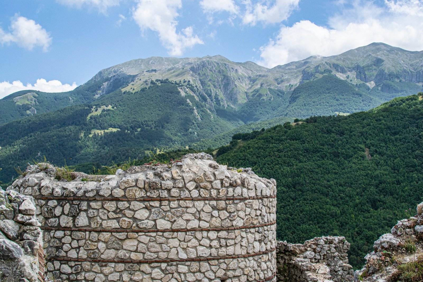 castello di roccamandolfi